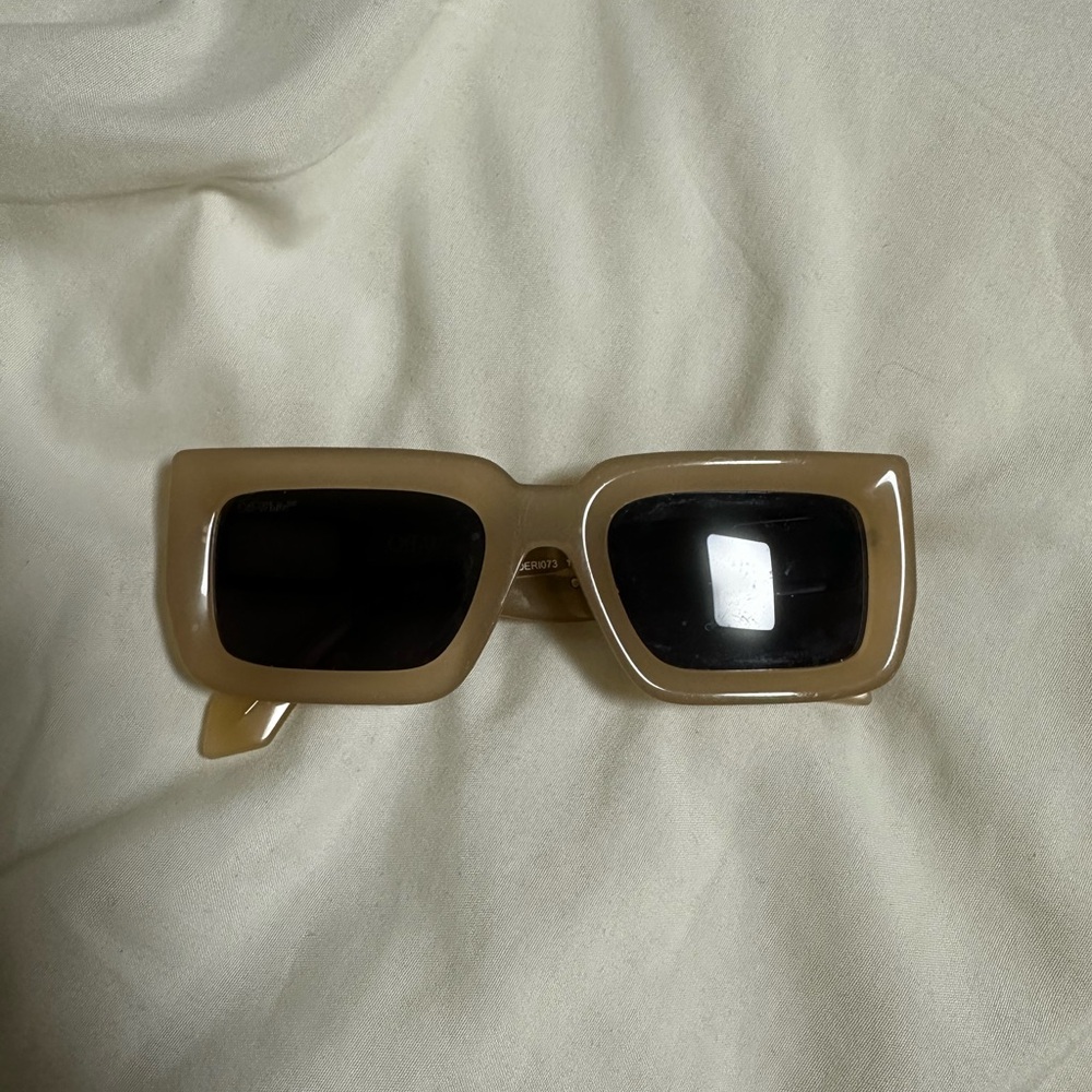 Stylish OFF-WHITE Tan Sunglasses